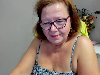 flirty-adele