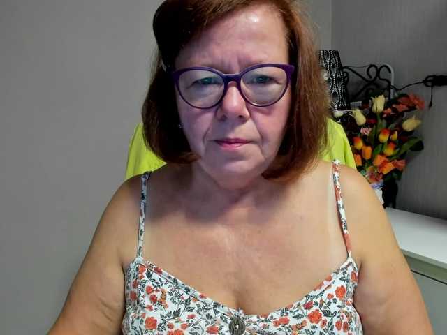 flirty-adele online