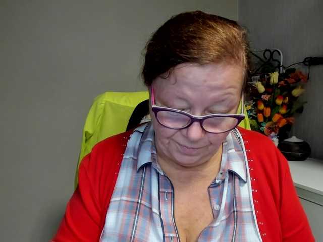 flirty-adele live cam on BongaCams