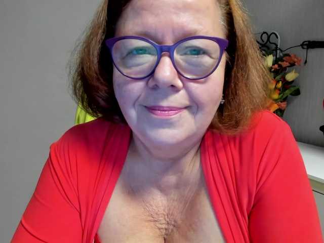 flirty-adele live webcam show