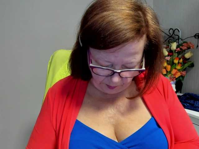 flirty-adele live sex show