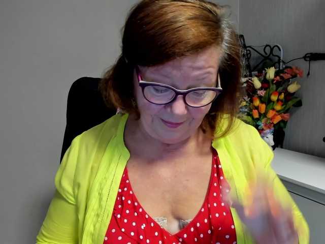 flirty-adele live sex show