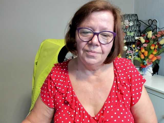 flirty-adele live cam on BongaCams