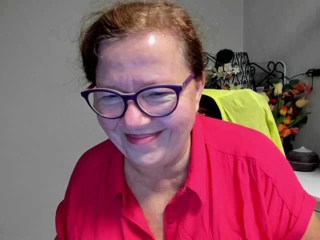 flirty-adele live cam preview