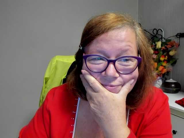 flirty-adele live cam on BongaCams