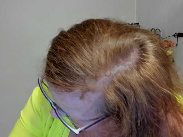 flirty-adele live webcam show