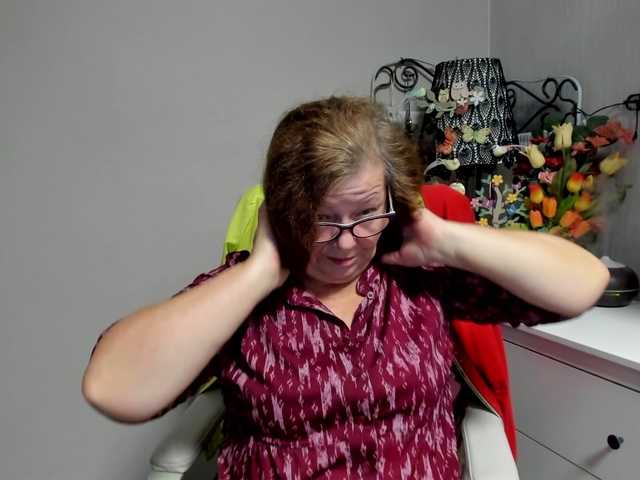 flirty-adele live cam on BongaCams