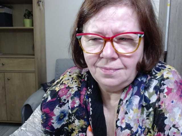 flirty-adele's BongaCams show and profile