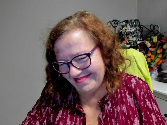 flirty-adele