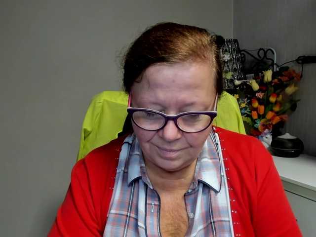 flirty-adele live cam on BongaCams