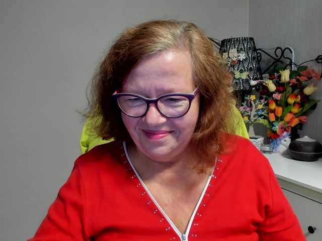 flirty-adele live cam on BongaCams