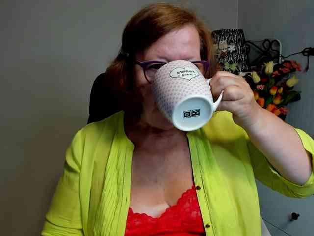 flirty-adele webcam