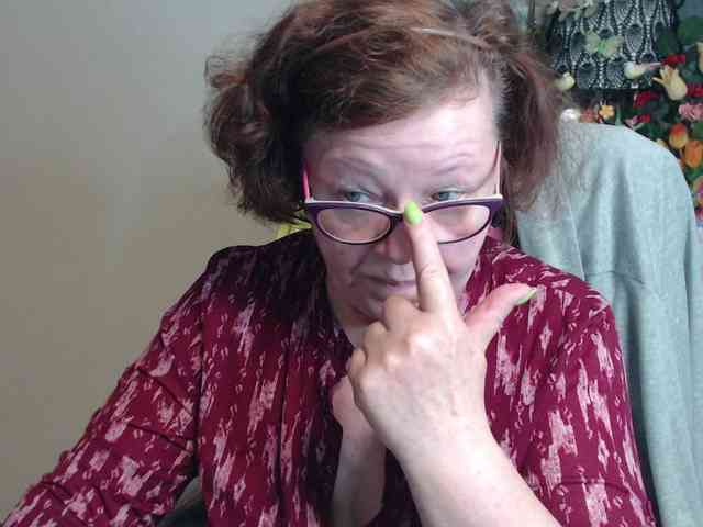 flirty-adele webcam