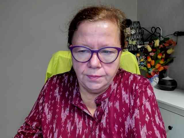 flirty-adele webcam