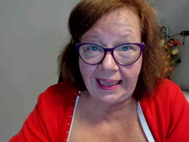 flirty-adele webcam