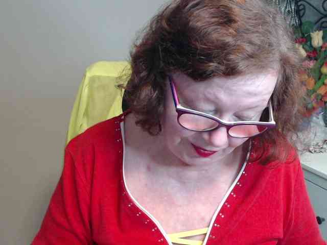 flirty-adele webcam