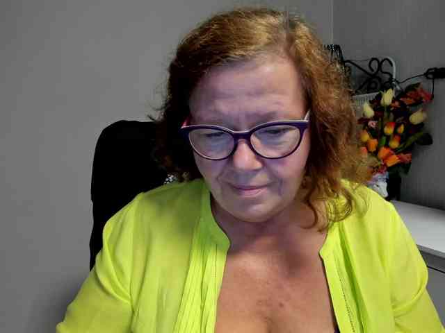 nudist chat Flirty-adele