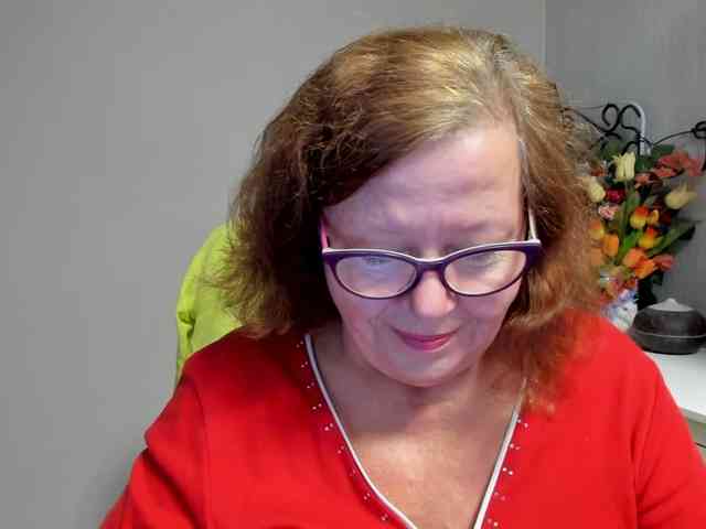 flirty-adele webcam