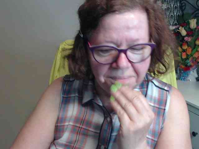 flirty-adele webcam