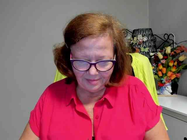 flirty-adele webcam