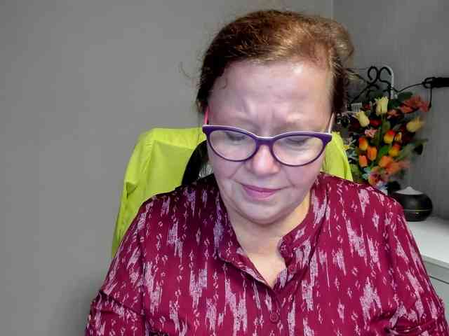 flirty-adele webcam