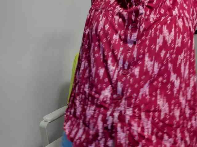 flirty-adele webcam
