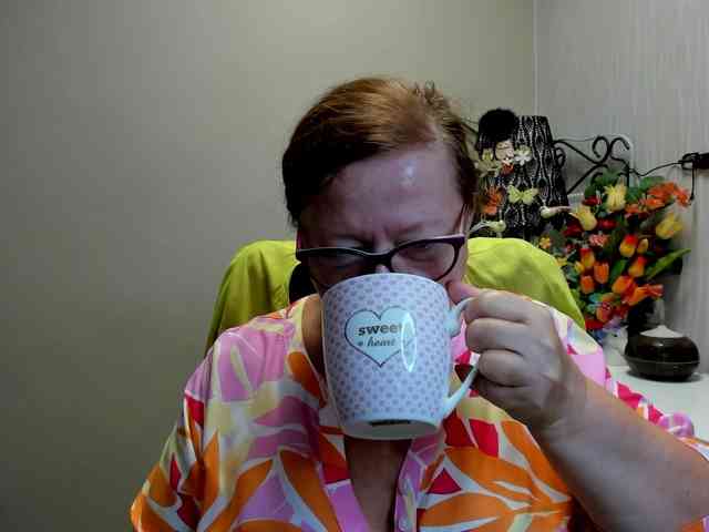 flirty-adele webcam