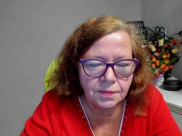 flirty-adele webcam