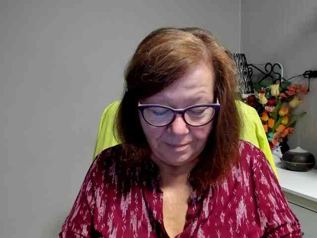 flirty-adele webcam