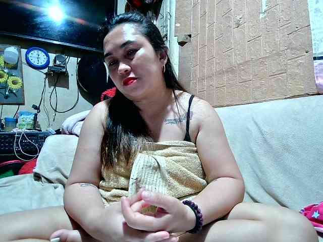 LalaiAsian webcam