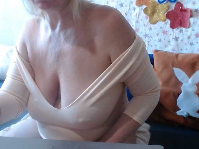 lanastar1 live cam on BongaCams