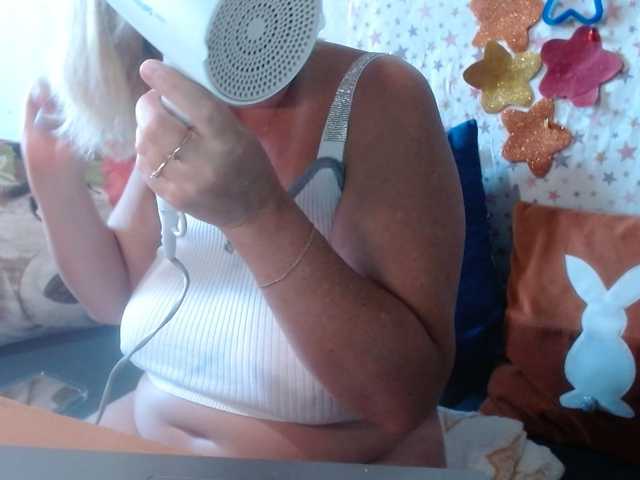 lanastar1 live cam on BongaCams