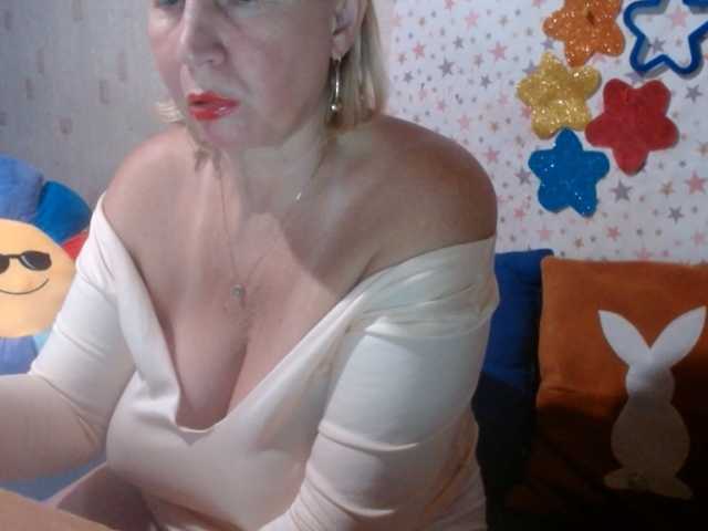 lanastar1 live cam on BongaCams