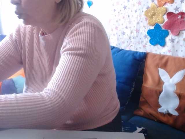 lanastar1 live cam on BongaCams