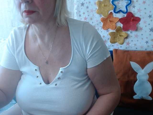 lanastar1 live cam on BongaCams