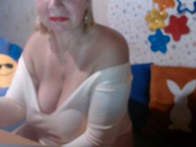 lanastar1 live cam on BongaCams