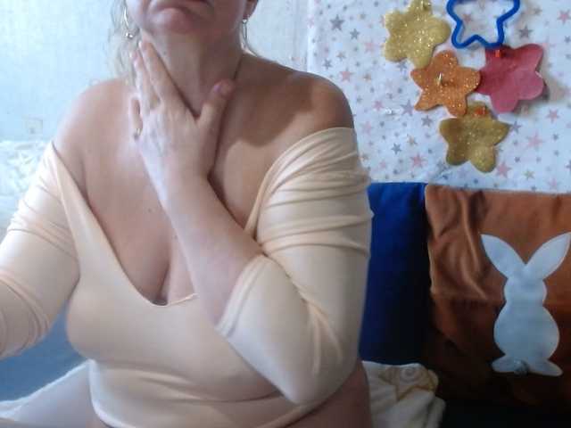 lanastar1 live cam on BongaCams
