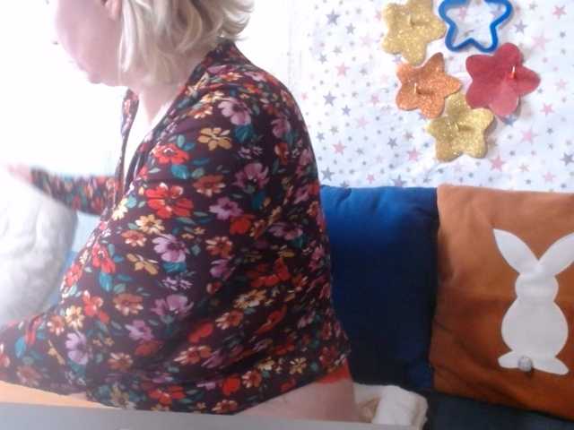 lanastar1 live cam on BongaCams