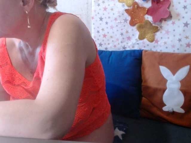 lanastar1 live cam on BongaCams