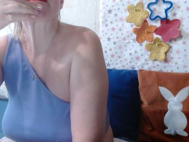 lanastar1 live cam on BongaCams