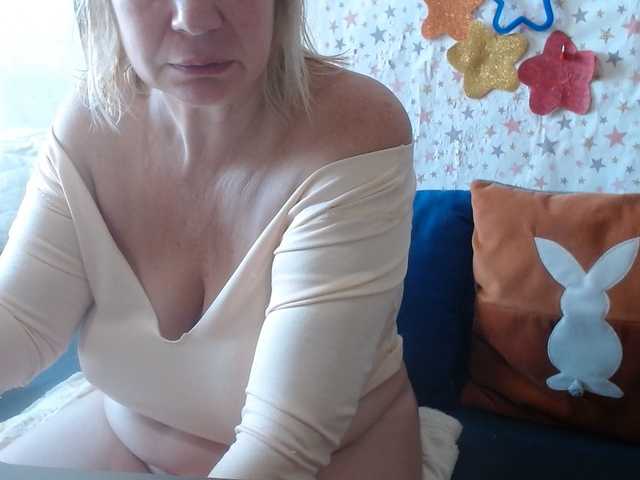 lanastar1 live cam on BongaCams