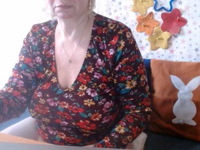 lanastar1 live cam on BongaCams