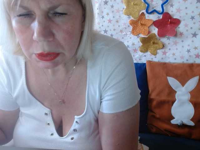 lanastar1 live cam on BongaCams