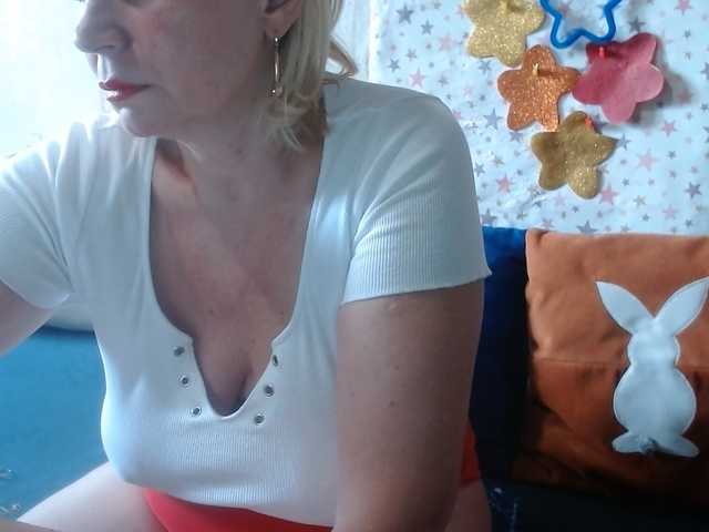 lanastar1 live cam on BongaCams