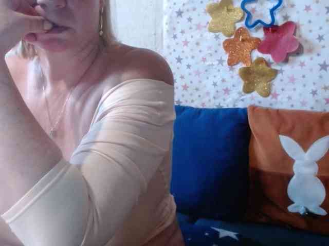 LanaStar1 webcam