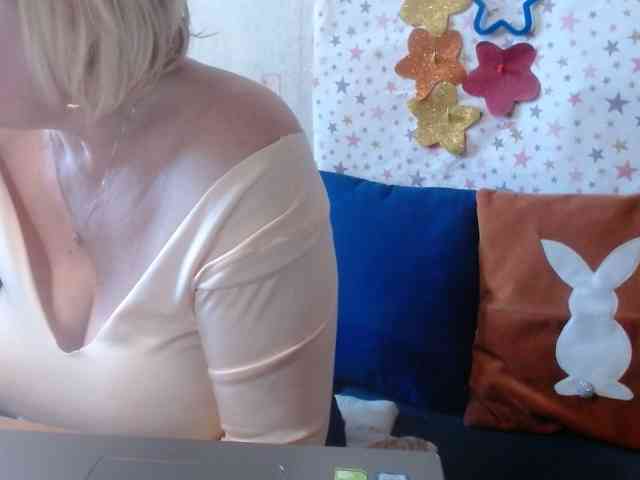 LanaStar1 webcam