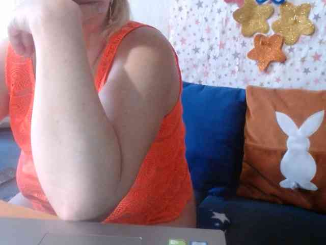 LanaStar1 webcam
