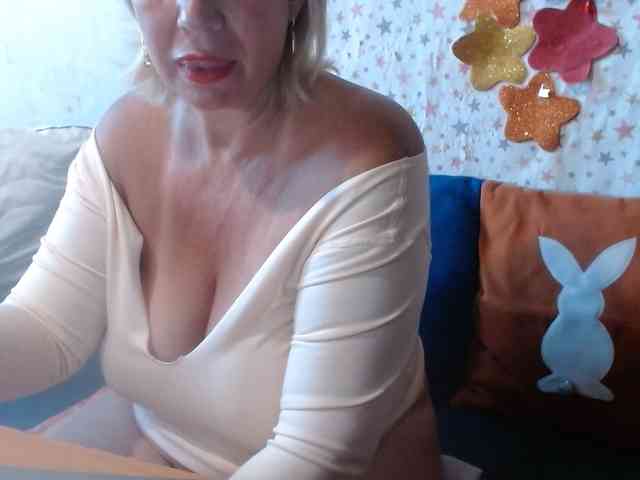 Model: LanaStar1