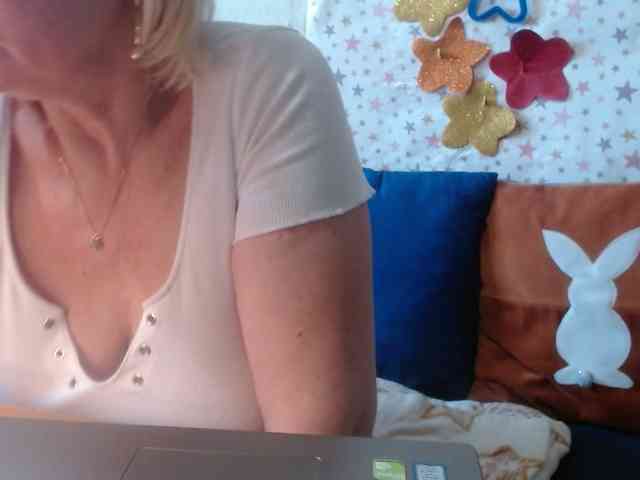 LanaStar1 webcam