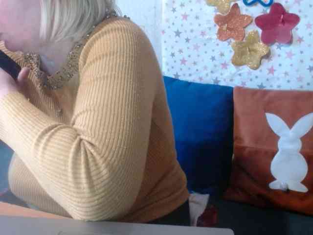 LanaStar1 webcam